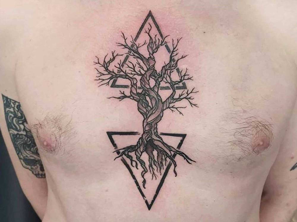 Tatouage symbolique à Caen